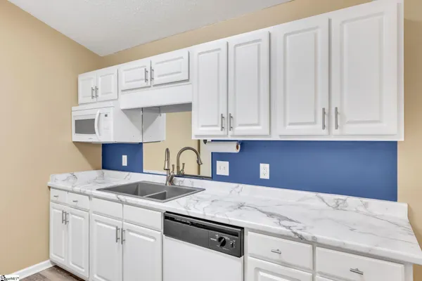 $199,900 | 706 Pelham Square Way, Greer, SC 29650