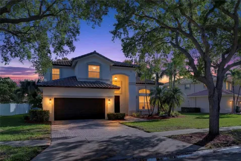 $845,000 | 1511 Northwest 168th Avenue, Pembroke Pines, FL 33028