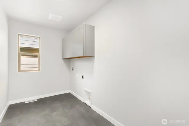 $959,900 | 13307 Southeast 238th Place, Unit 11, Kent, WA 98042