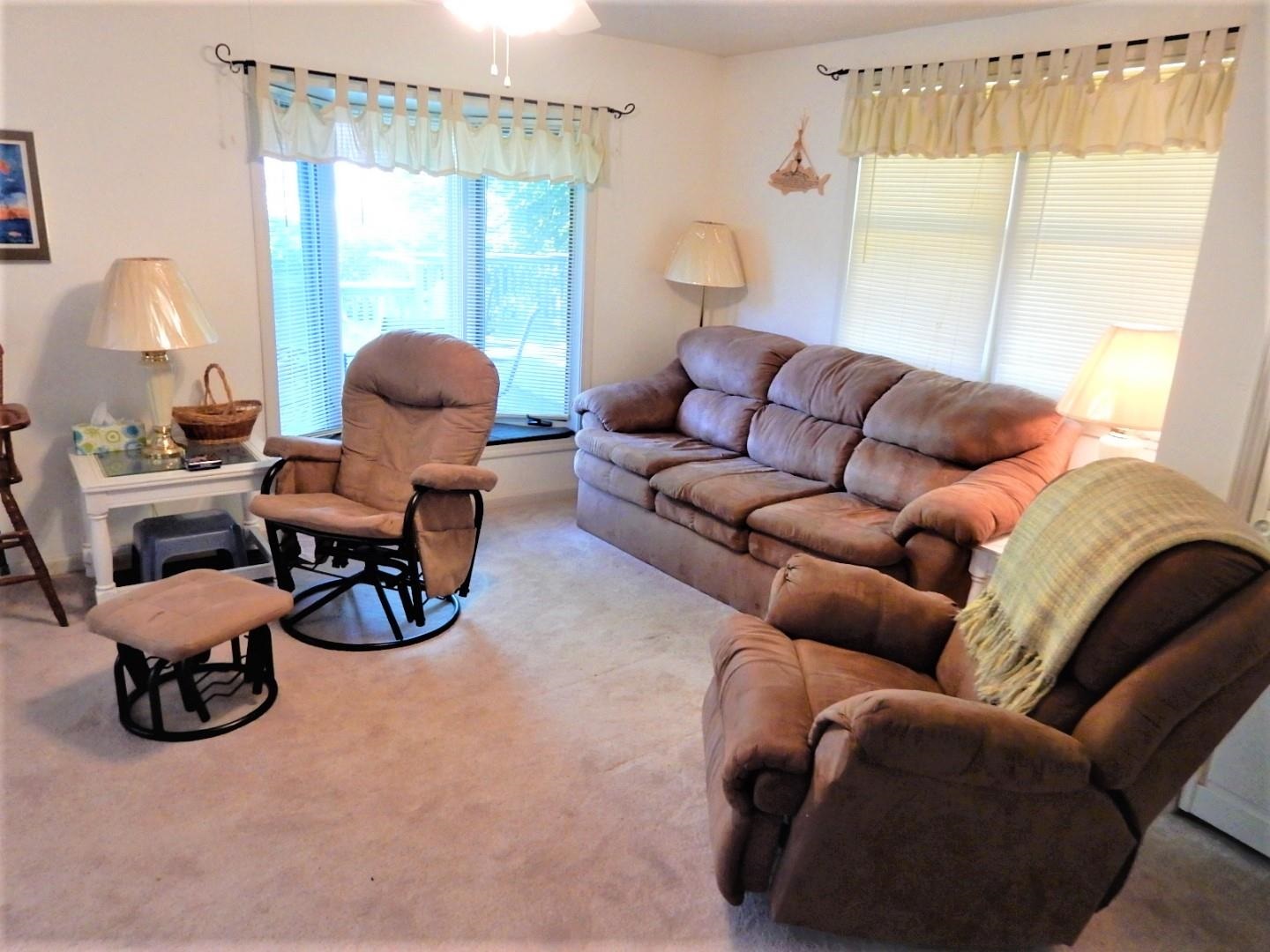 11687 Black Point Road Syracuse, IN 46567 - Photo 7 of 21 Gallery Image 7