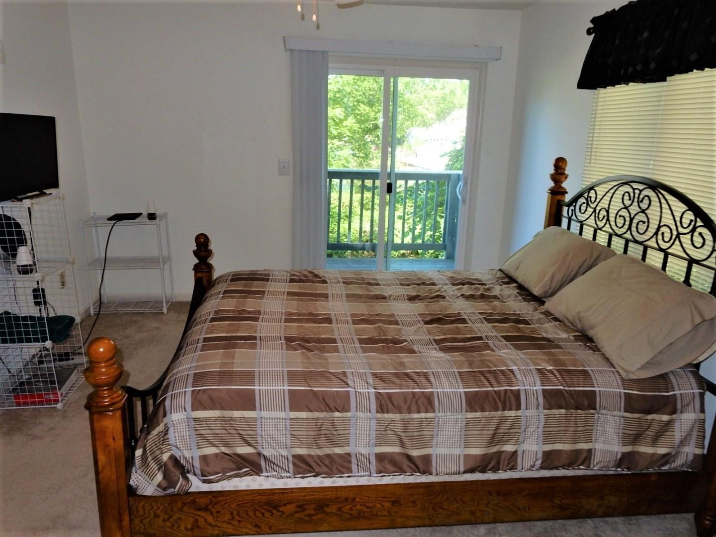 11687 Black Point Road Syracuse, IN 46567 - Photo 9 of 21 Gallery Image 9