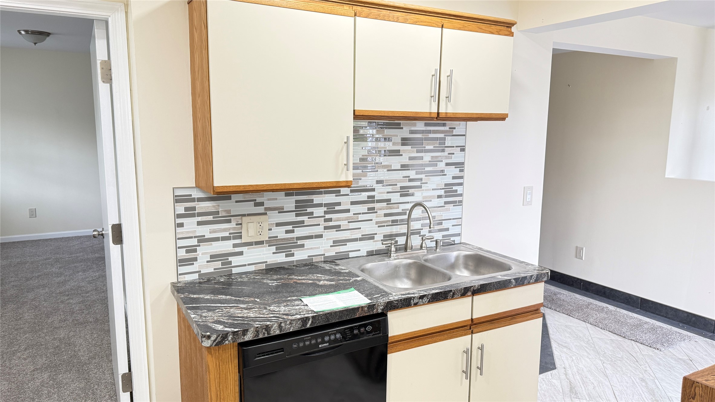 177 Riverside Drive Johnson City, NY 13790 - Photo 11 of 29