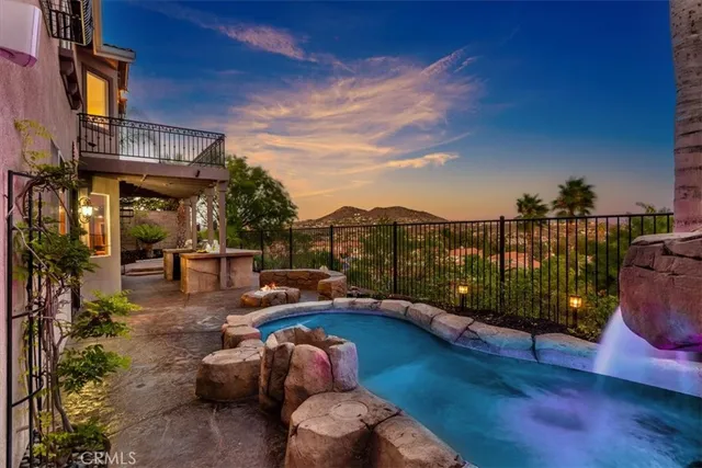 $1,277,000 | 693 John Drive, Corona, CA 92879