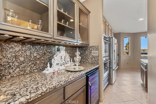 $1,277,000 | 693 John Drive, Corona, CA 92879