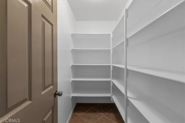 $1,277,000 | 693 John Drive, Corona, CA 92879