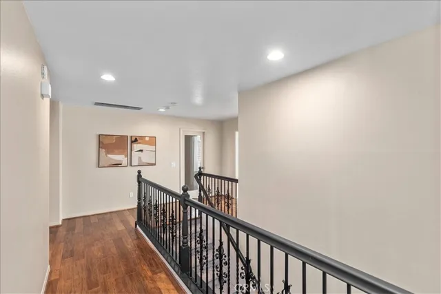 $1,277,000 | 693 John Drive, Corona, CA 92879