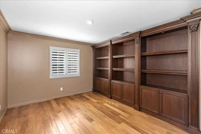 $1,277,000 | 693 John Drive, Corona, CA 92879