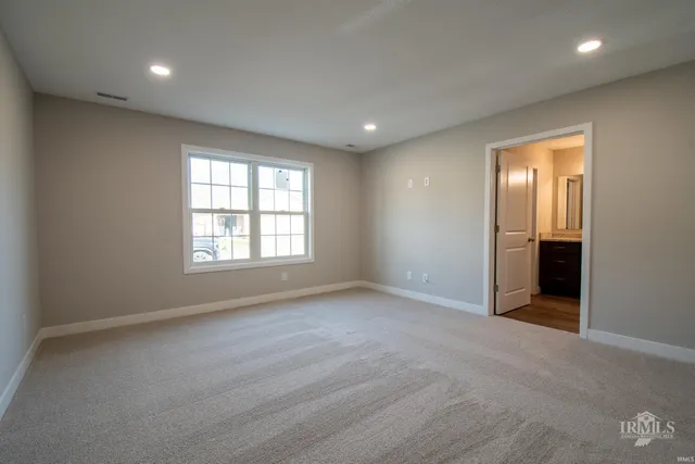 $352,682 | 2805 West Preserve Lane, Muncie, IN 47304