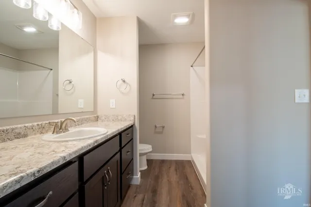 $352,682 | 2805 West Preserve Lane, Muncie, IN 47304