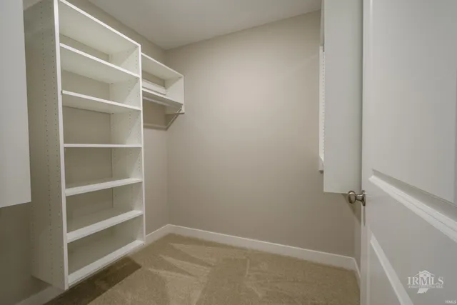 $352,682 | 2805 West Preserve Lane, Muncie, IN 47304