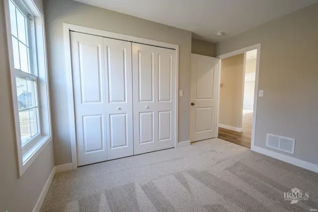 $352,682 | 2805 West Preserve Lane, Muncie, IN 47304