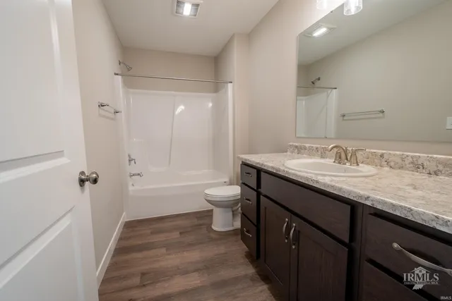 $352,682 | 2805 West Preserve Lane, Muncie, IN 47304