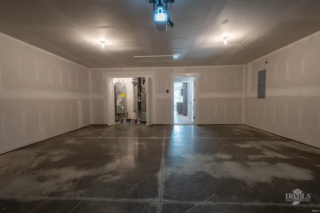 $352,682 | 2805 West Preserve Lane, Muncie, IN 47304