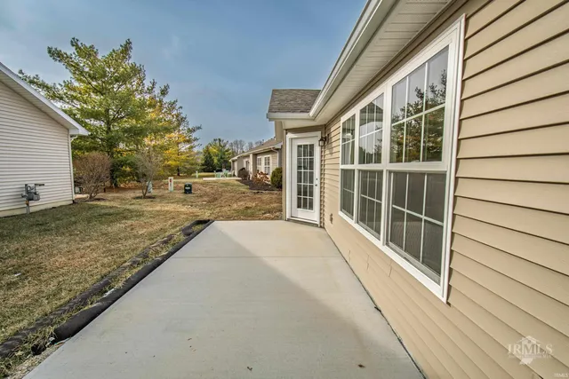 $352,682 | 2805 West Preserve Lane, Muncie, IN 47304