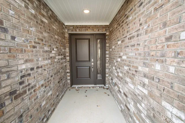 $352,682 | 2805 West Preserve Lane, Muncie, IN 47304