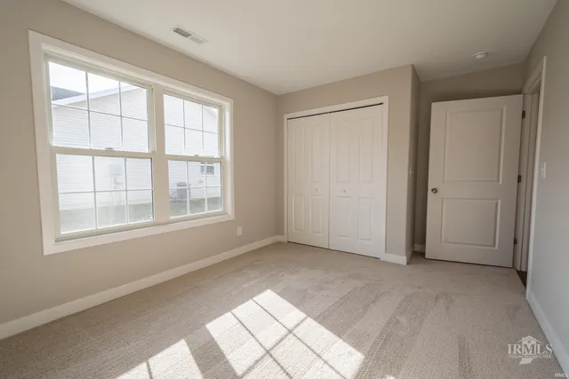 $352,682 | 2805 West Preserve Lane, Muncie, IN 47304