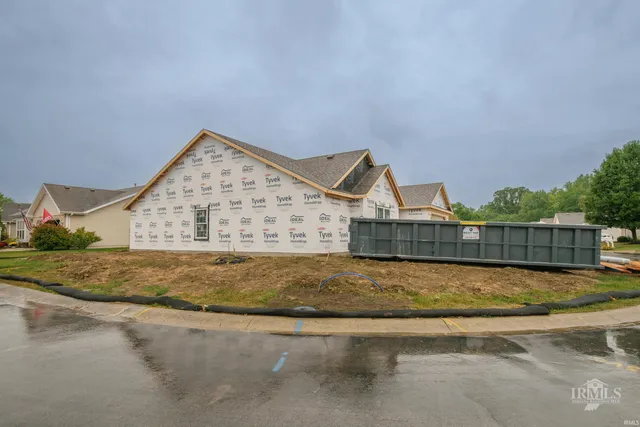 $352,682 | 2805 West Preserve Lane, Muncie, IN 47304