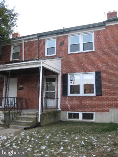 1021 St Dunstans Road Baltimore, MD 21212 - Photo 1 of 11 Exterior (Main)
