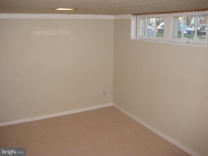1021 St Dunstans Road Baltimore, MD 21212 - Photo 11 of 11 Family Room #2