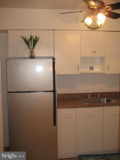 1021 St Dunstans Road Baltimore, MD 21212 - Photo 3 of 11 Kitchen #2