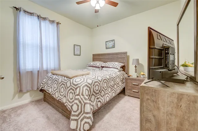 $249,900 | 9443 Sky Blue Drive, Rosharon, TX 77583