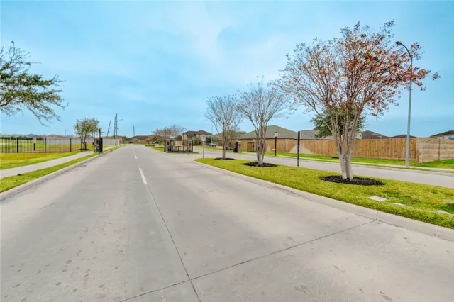 $249,900 | 9443 Sky Blue Drive, Rosharon, TX 77583