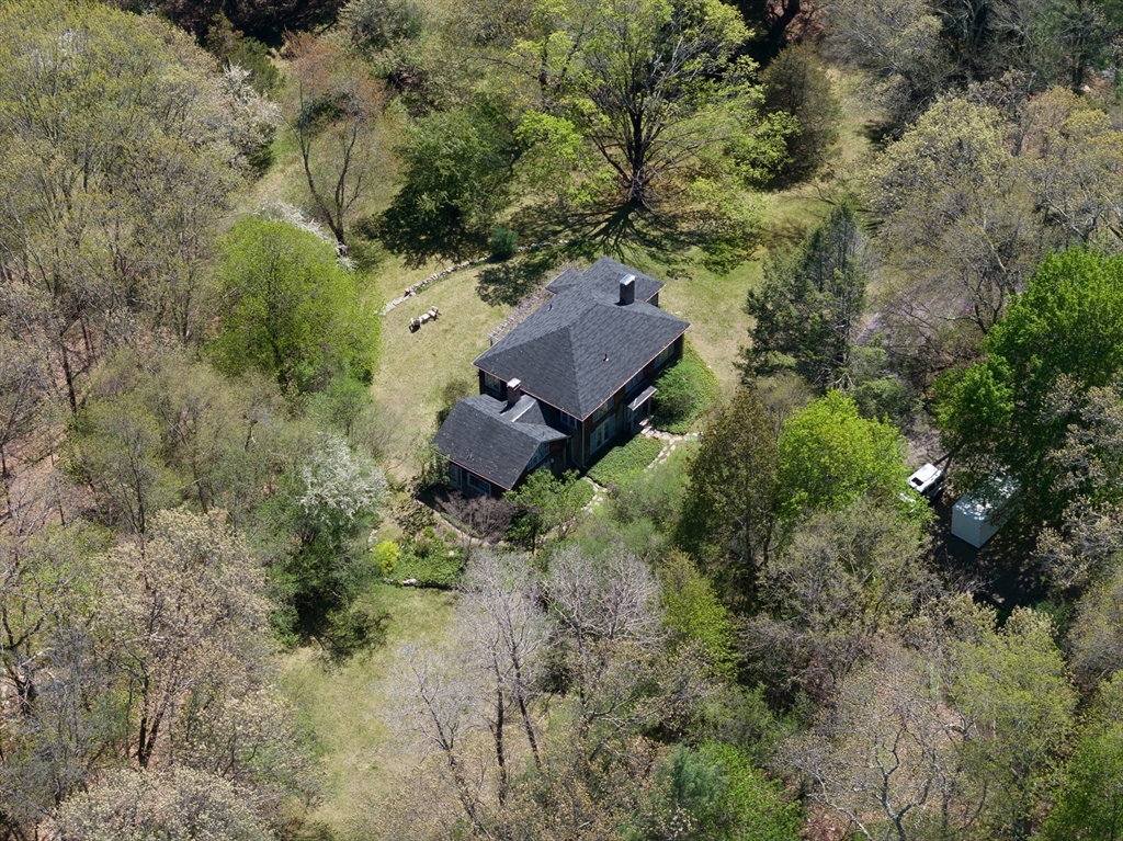 56 Ridgeway Road Weston, MA 02493 - Photo 38 of 39