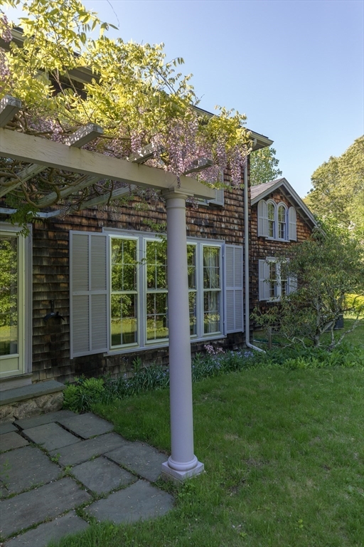 56 Ridgeway Road Weston, MA 02493 - Photo 39 of 39