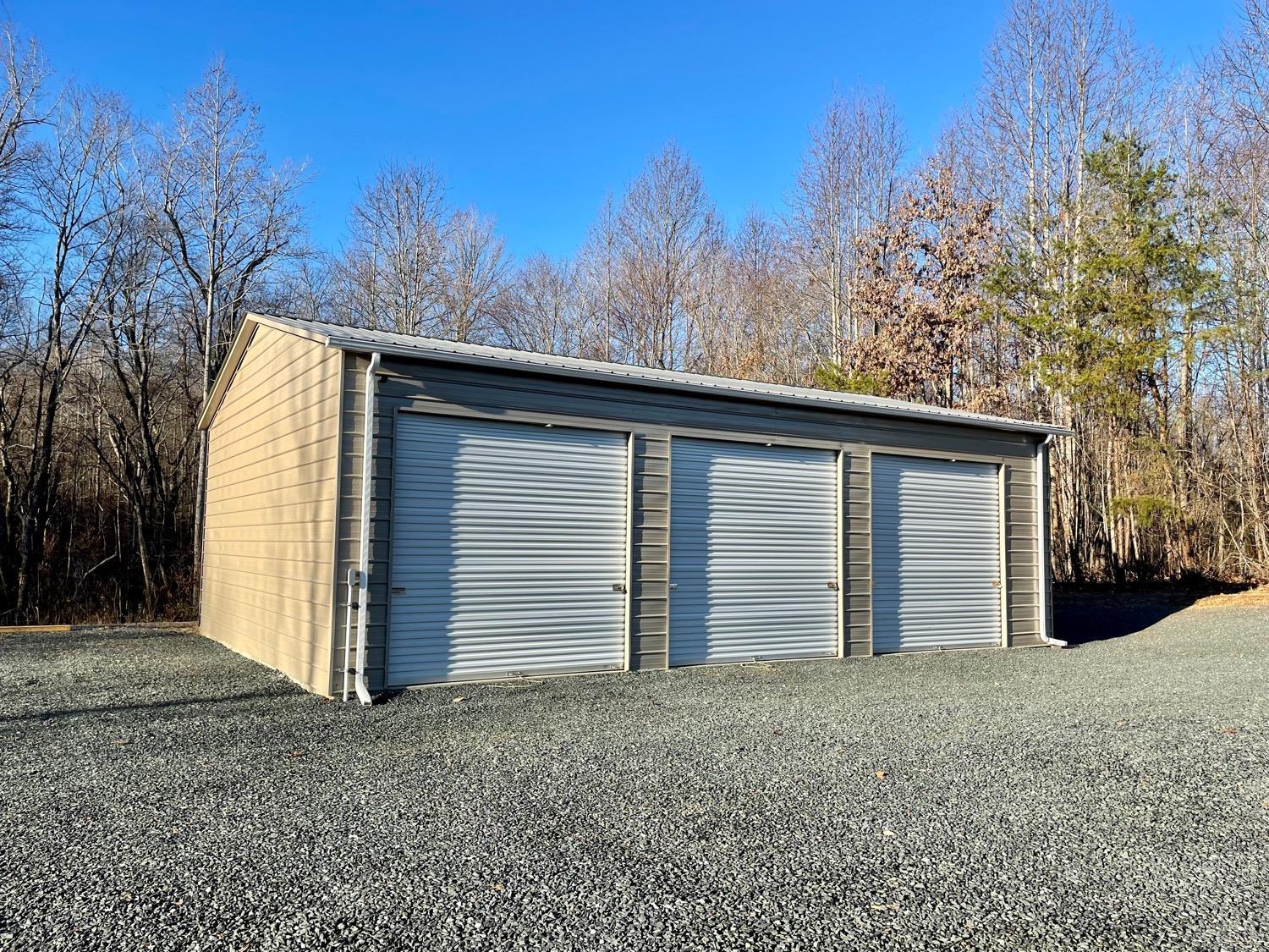 7207 Stage Road Concord, VA 24538 - Photo 29 of 29 a view of garage and yard
