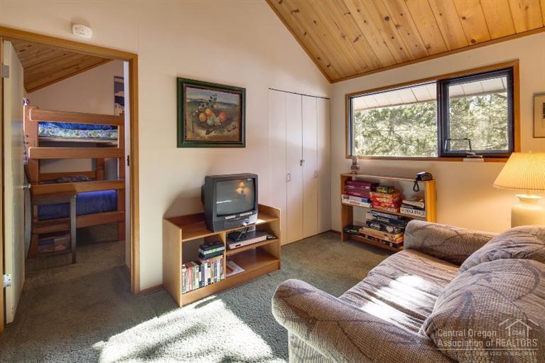 8 Ranch Cabin Road Sunriver, OR 97707 - Photo 19 of 24 Additional Photo