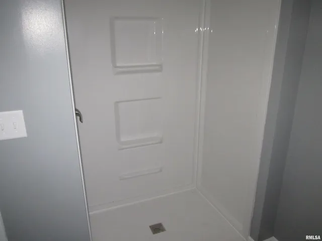 $299,900 | 10844 Cr 2950 Road East, Mason City, IL 62664