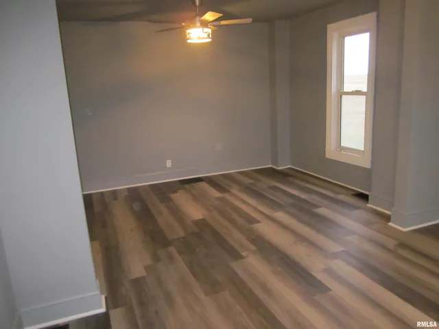 $299,900 | 10844 Cr 2950 Road East, Mason City, IL 62664