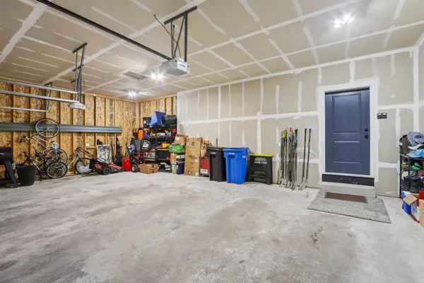 $800,000 | 655 Ridge View Lane, Oregon, WI 53575