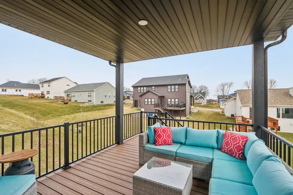 $800,000 | 655 Ridge View Lane, Oregon, WI 53575