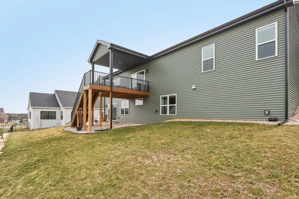 $800,000 | 655 Ridge View Lane, Oregon, WI 53575
