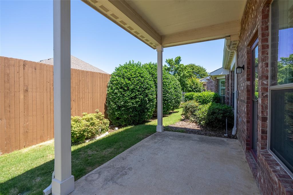 4001 Stone Oak Boulevard Denton, TX 76210 - Photo 21 of 26 Relaxing covered back patio
