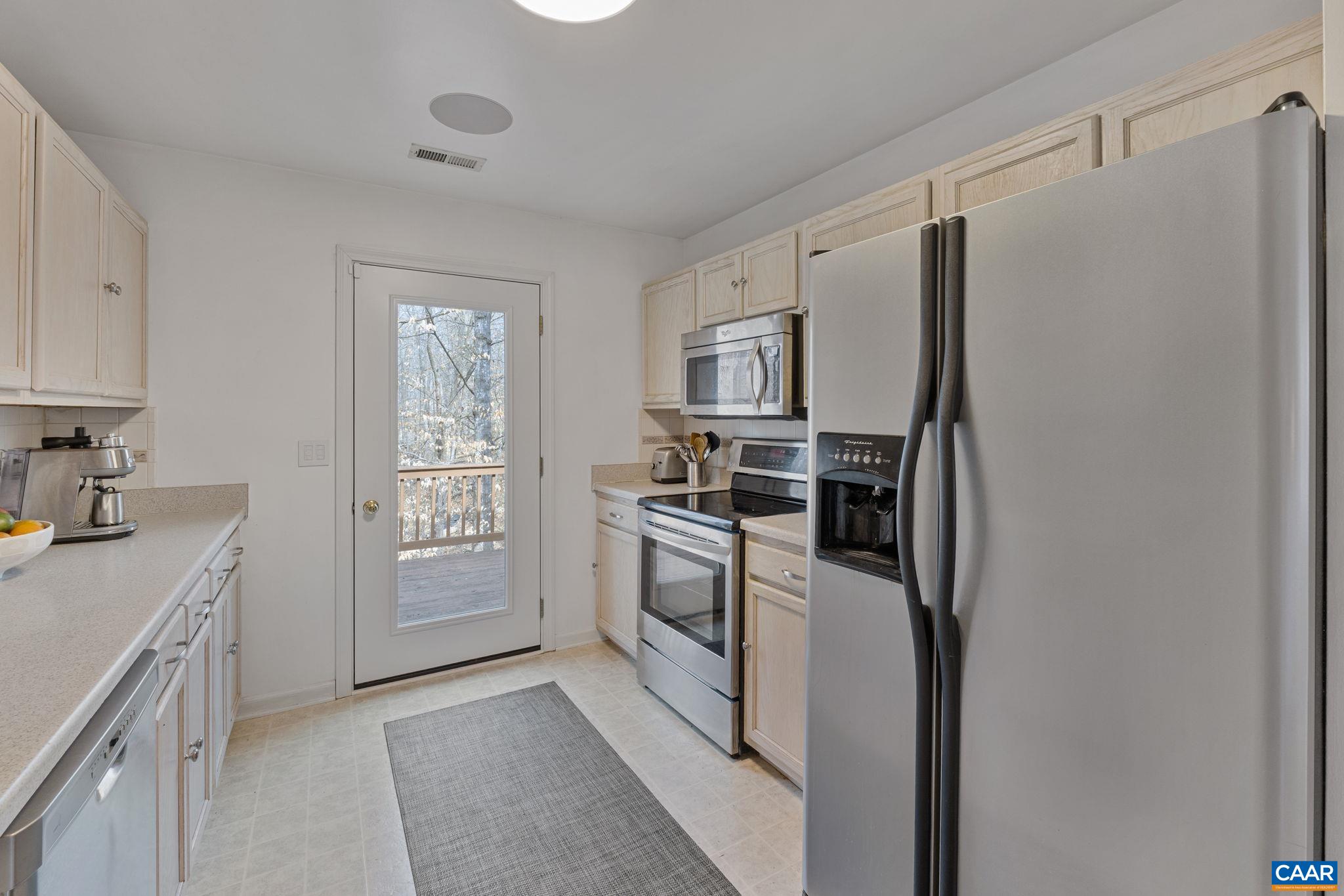 11 Holly Circle Palmyra, VA 22963 - Photo 14 of 41