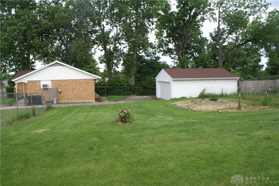 2092 Neff Road Dayton, OH 45414 - Photo 8 of 31 Gallery Image 8