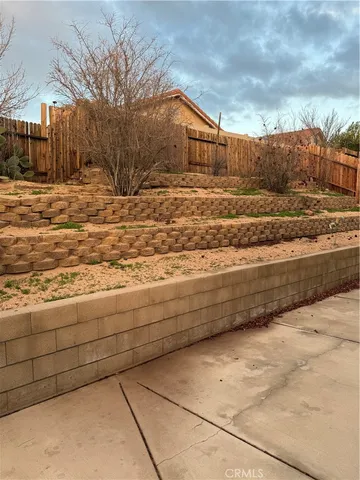 $2,750 | 17568 Landis Drive, Victorville, CA 92395