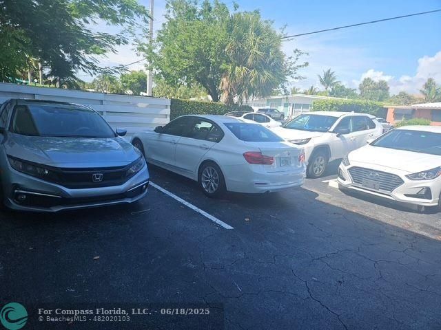 2404 Northeast 33rd Avenue, Unit 12 Fort Lauderdale, FL 33305 - Photo 11 of 13