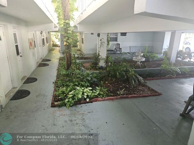 2404 Northeast 33rd Avenue, Unit 12 Fort Lauderdale, FL 33305 - Photo 13 of 13