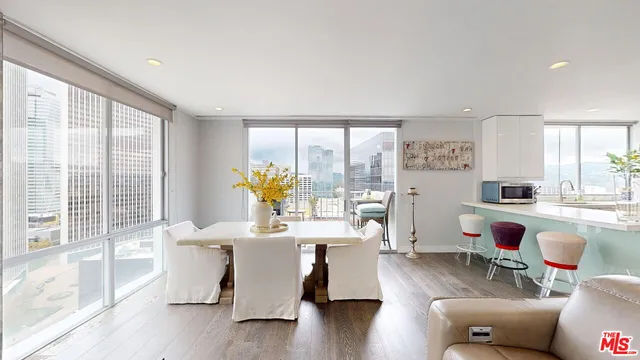 $5,850 | 2160 Century Park, Unit 2001, Los Angeles, CA 90067