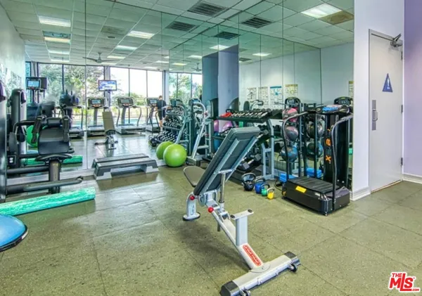 $5,700 | 2160 Century Park, Unit 2001, Los Angeles, CA 90067