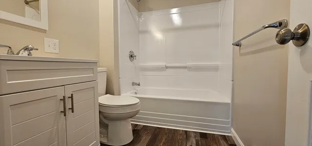 $1,900 | 20 Park Avenue, Unit 1, Webster, MA 01570