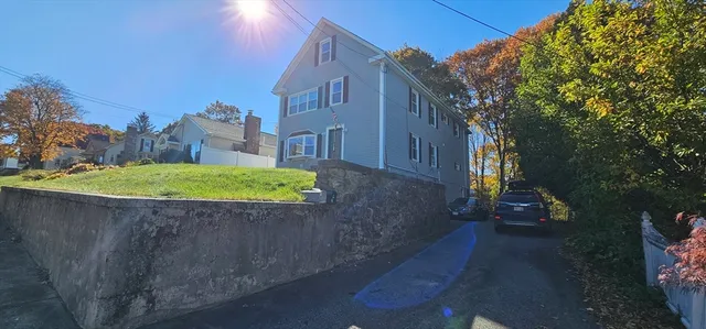 $1,900 | 20 Park Avenue, Unit 1, Webster, MA 01570