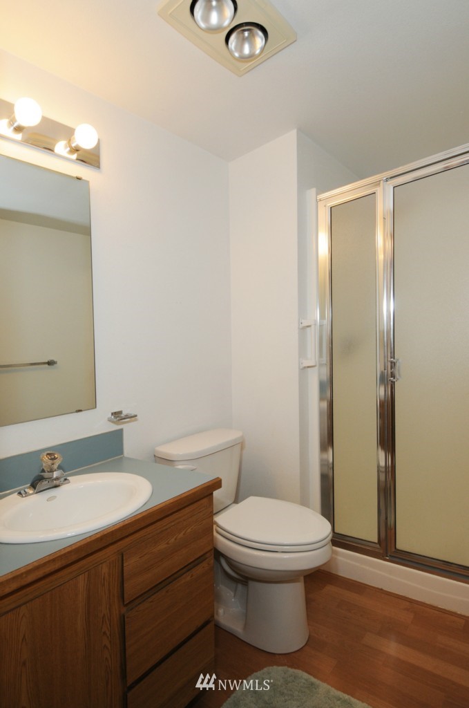 23721 Lake Drive East Bothell, WA 98021 - Photo 16 of 25 Gallery Image 16