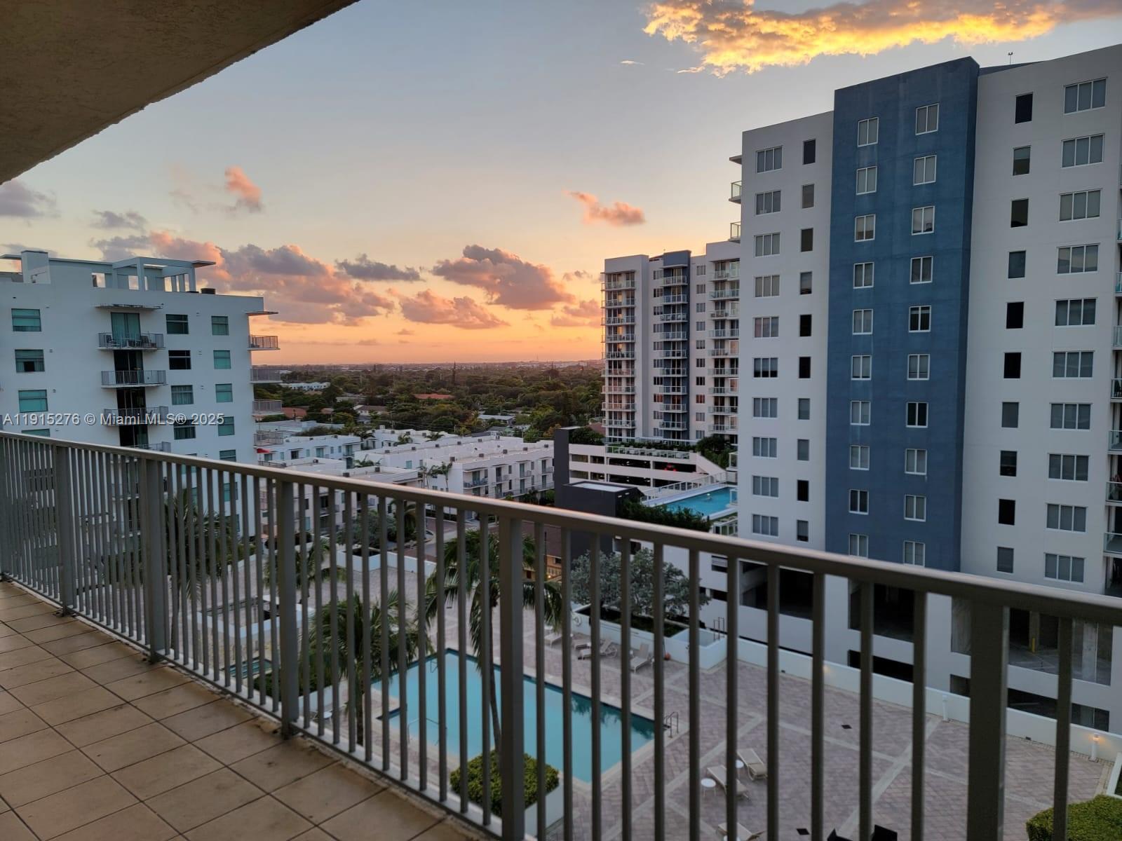 140 South Dixie Highway, Unit 908 Hollywood, FL 33020 - Photo 11 of 28 a view of a balcony with city view