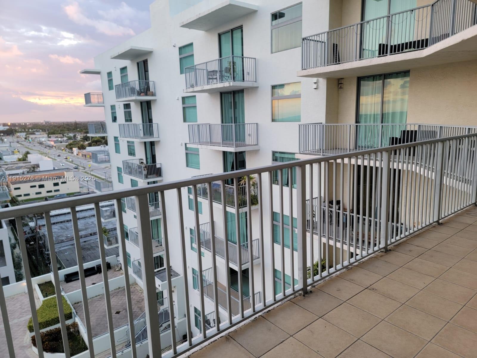 140 South Dixie Highway, Unit 908 Hollywood, FL 33020 - Photo 9 of 28 a view of city from balcony