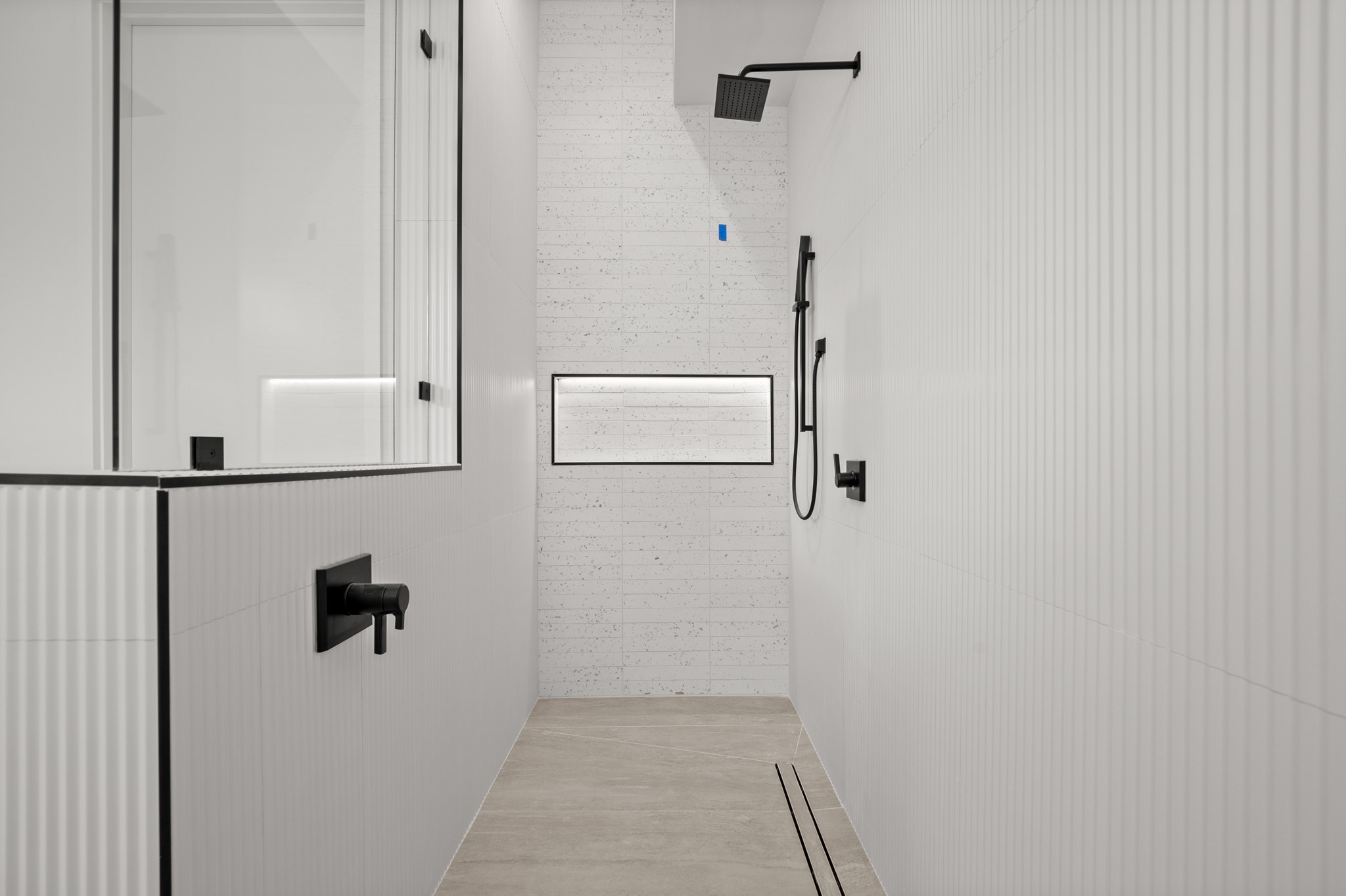 2215 South 3rd Street Austin, TX 78704 - Photo 21 of 38 a bathroom with a shower