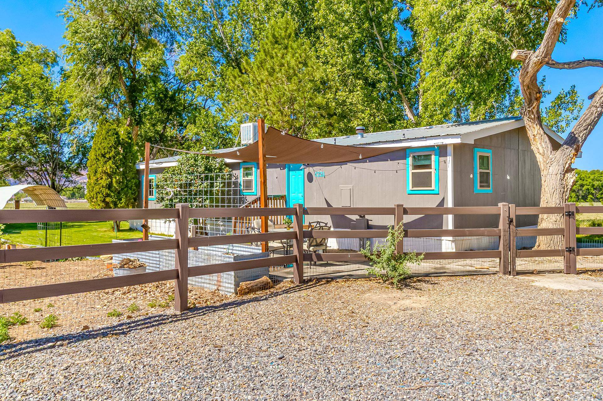 1221-17 17 1/2 Road Fruita, CO 81521 - Photo 3 of 36